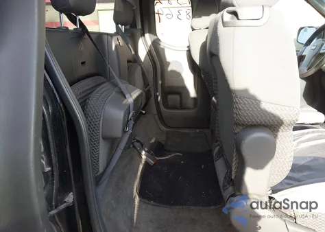 2005 Nissan Frontier Le z USA, uszkodzony, nr VIN 1N6AD06W35C431388